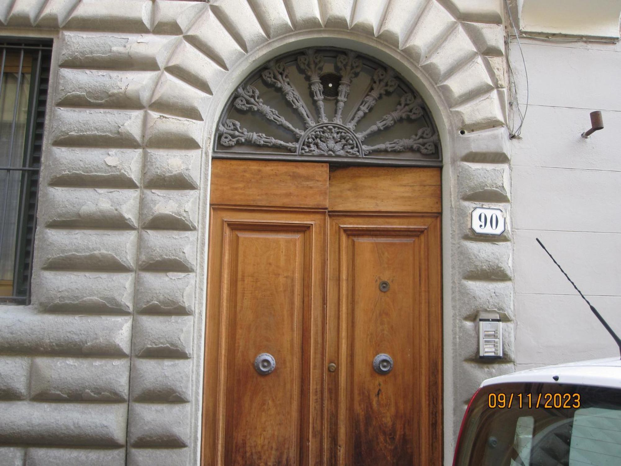 Lägenhet på 60 m² i Historiskt centrum, med 1 sovrum och 2 badrum  Florens Exteriör bild