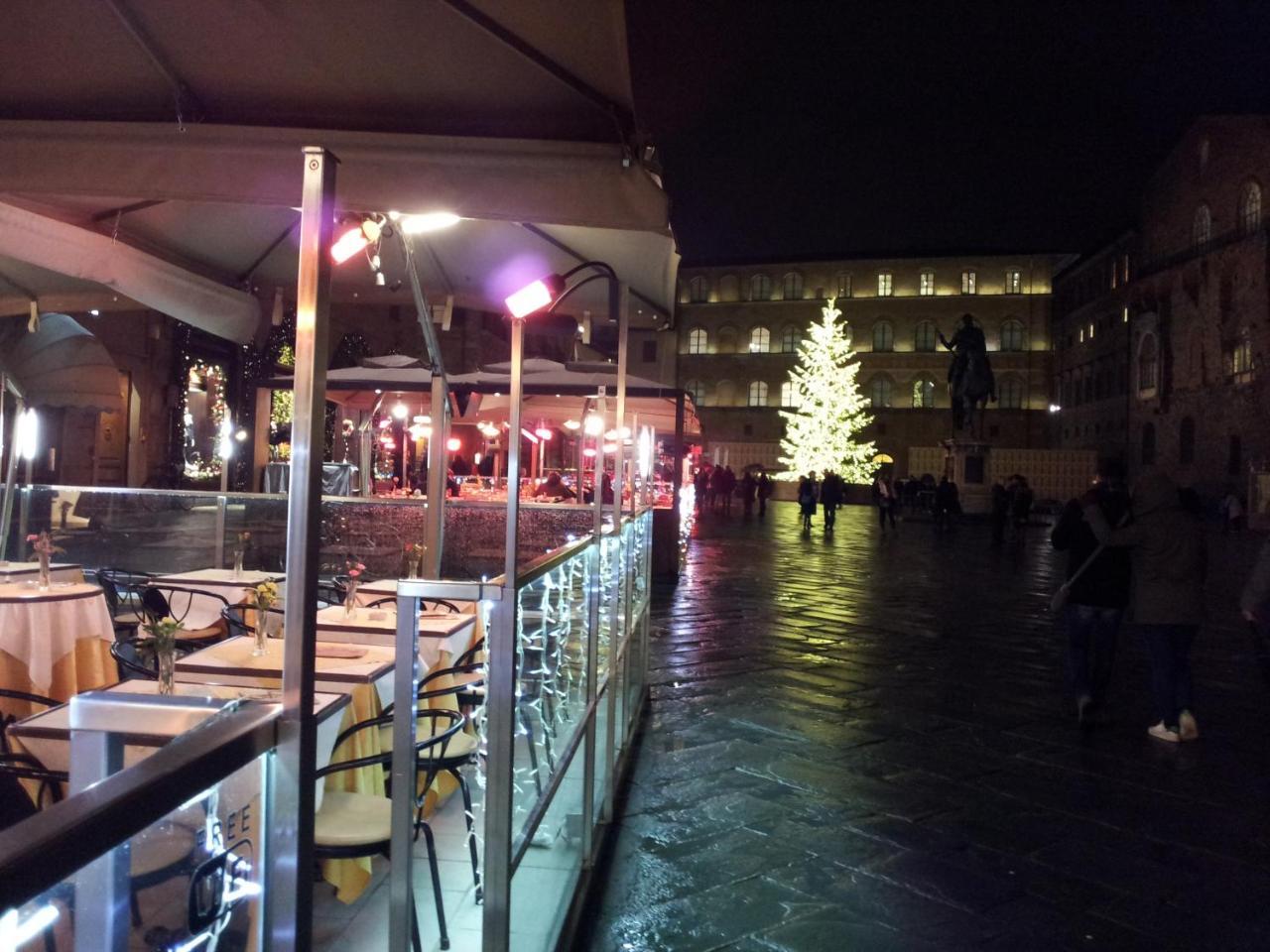 Lägenhet på 60 m² i Historiskt centrum, med 1 sovrum och 2 badrum  Florens Exteriör bild